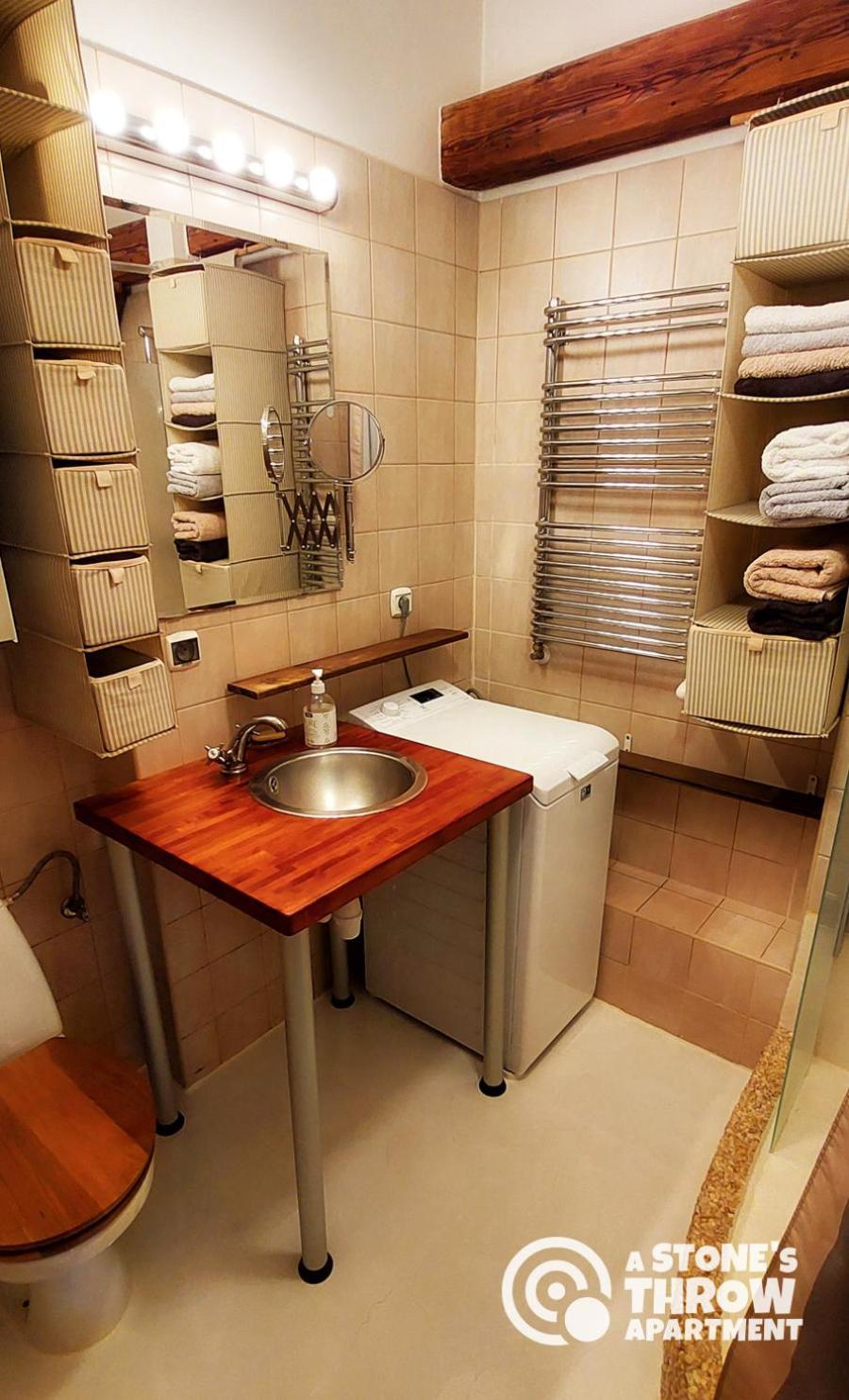 A Stone'S Throw Apartment Krakkó Kültér fotó